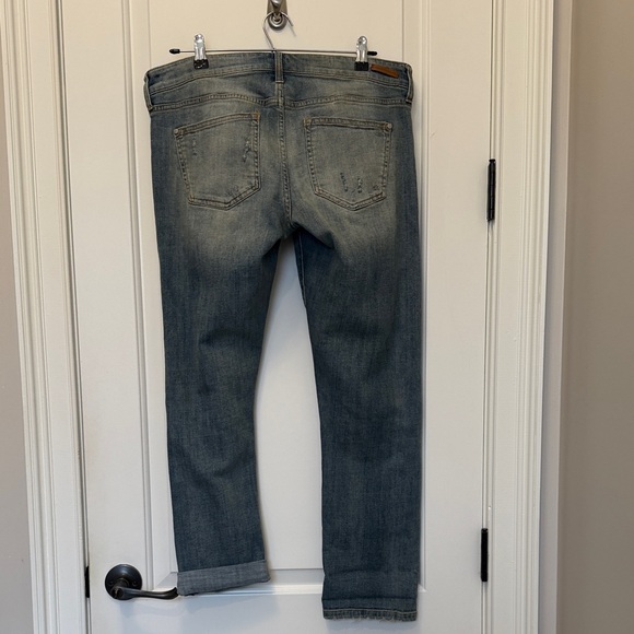 Anthropologie Pilcro Hyphen Embellished Blue Jeans with Floral Accents 29/8 - Picture 6 of 13